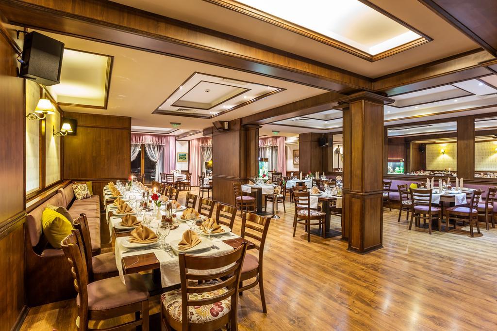 Chateau Montagne Hotel Troyan Trojan Exteriör bild